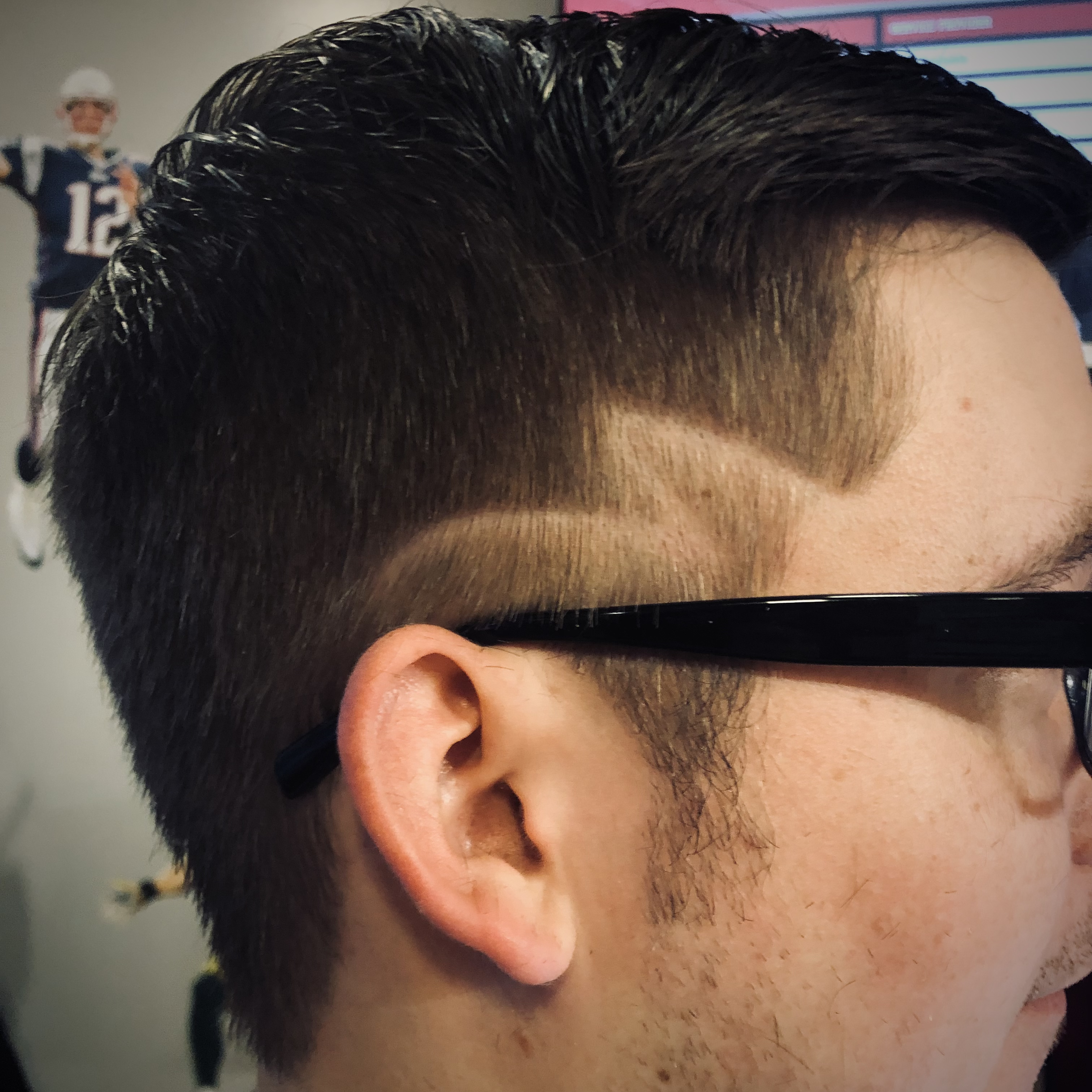 Haircut with lightening bolt design