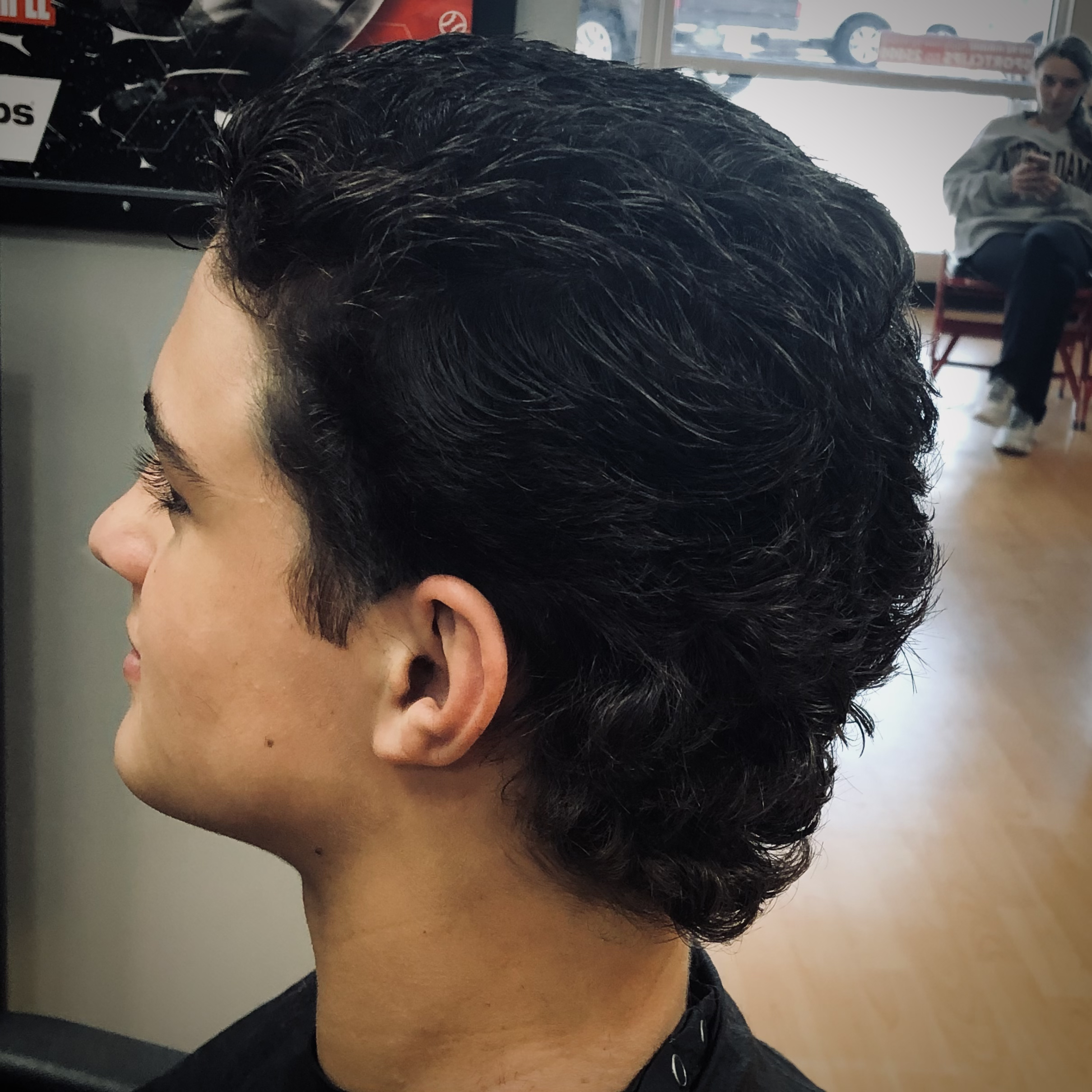 Feathered mullet